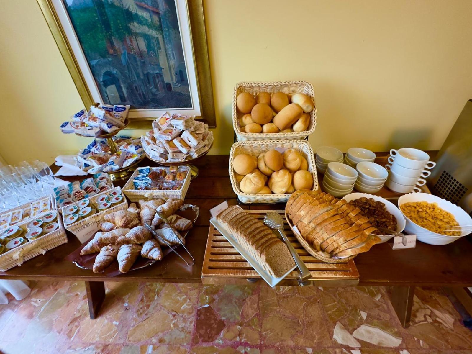Hotel Casa Piantoni Limone sul Garda Eksteriør billede